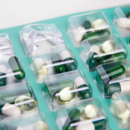 Regione Lombardia all’avanguardia nella Farmacia dei servizi: pubblicato il regolamento sul deblistering