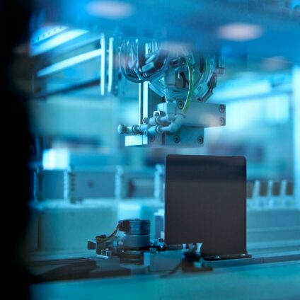 Tutte le potenzialità dei Cloud Lab, dove le macchine fanno ricerca 24/7